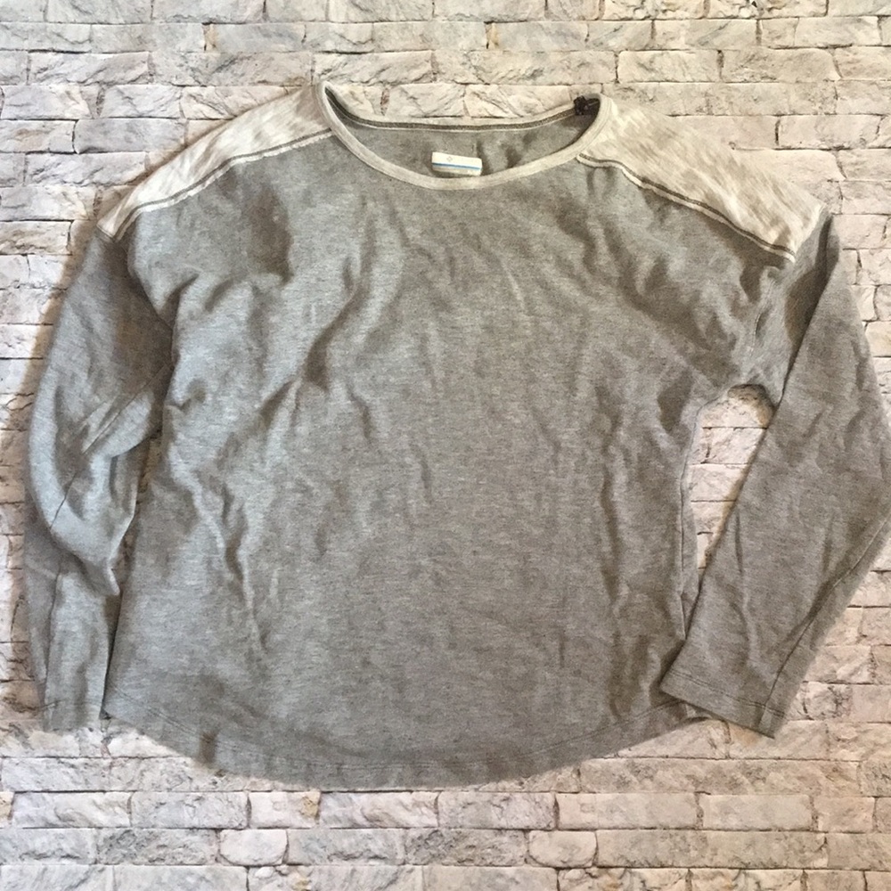 🌺3 pack XL long sleeve shirts